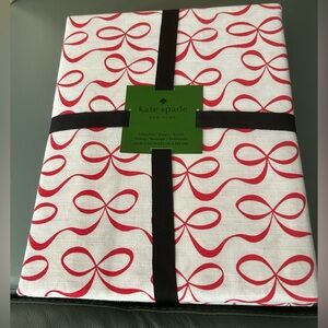 Kate Spade Tablecloth 60 x 102” NEW Red Bow Pattern